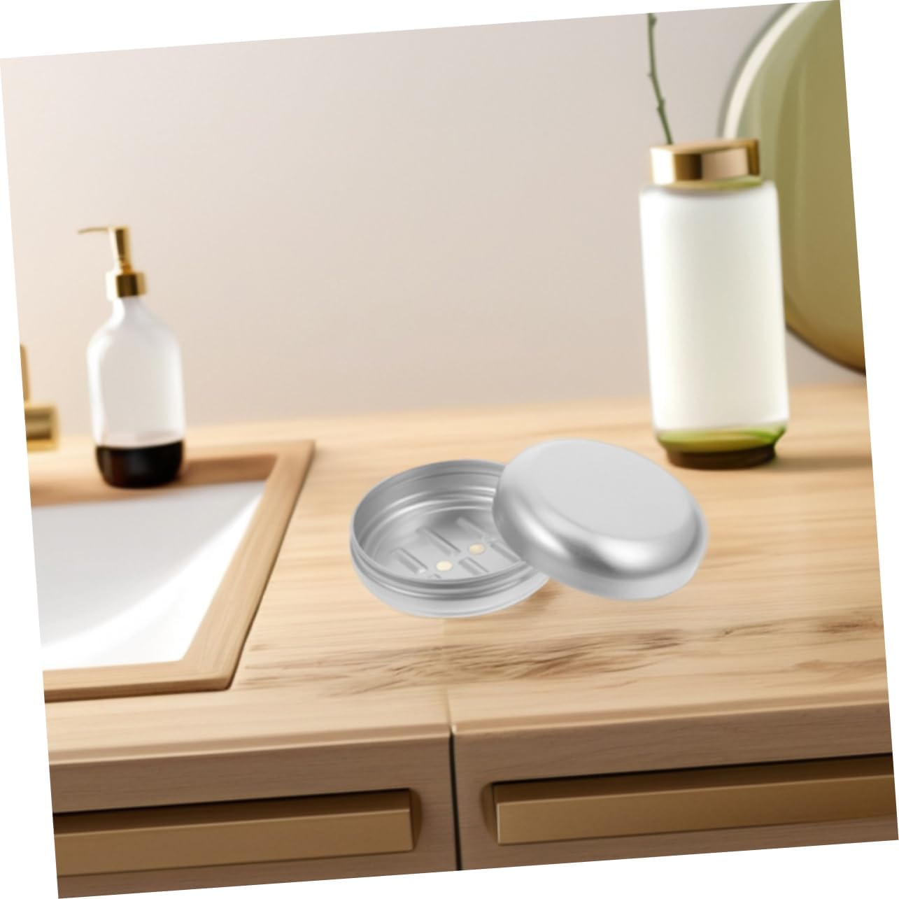 Ciieeo Round Aluminum Soap Dish with Leakproof Lid