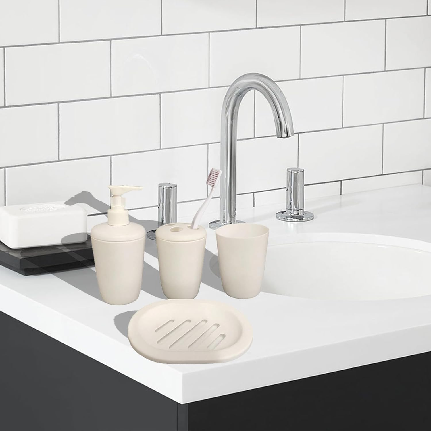 Modern Bathroom Accessories Set 4PCS Plastic