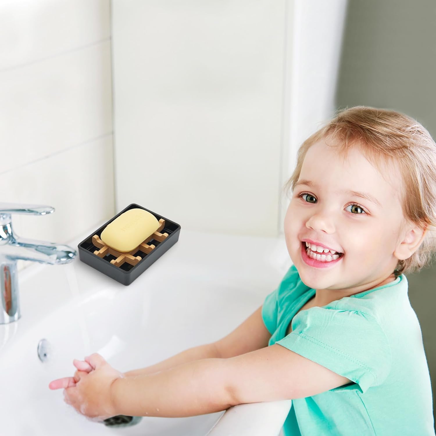 Bamboo Soap Dish with Drainage and Non-Slip Base