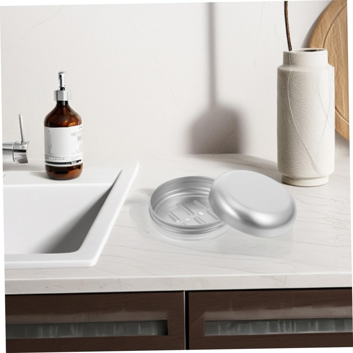 Ciieeo Round Aluminum Soap Dish with Leakproof Lid